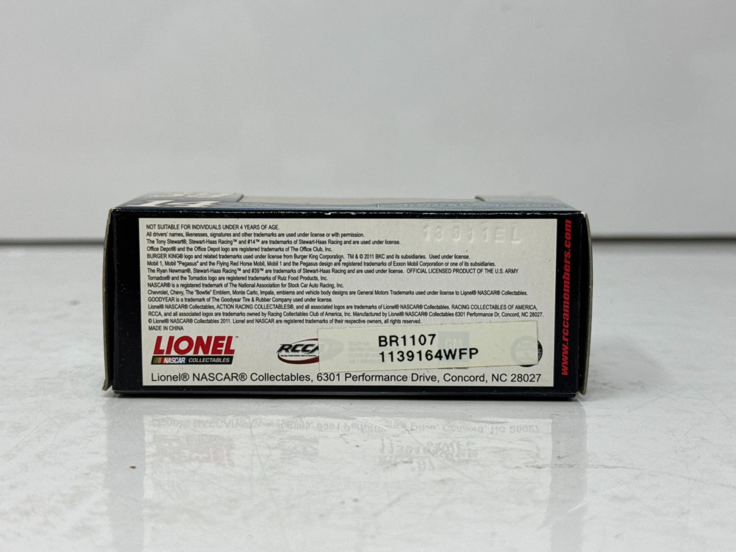 Ryan Newman #39 Wix Filters 2011 NASCAR 1:64 Diecast – Stewart-Haas Racing