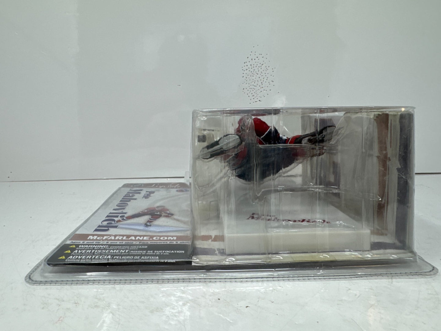 McFarlane NHL Pete Mahovlich Montreal Canadiens Legends Series 3 Figure
