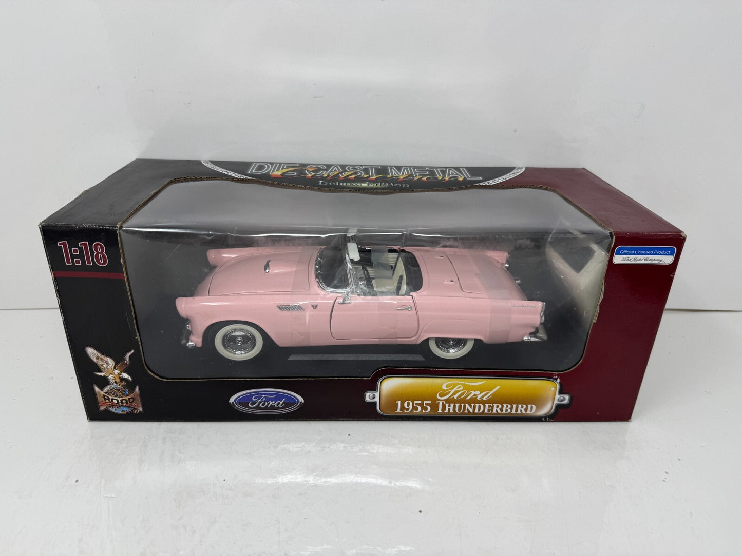 Yat Ming Road Signature 1955 Ford Thunderbird 1:18 Diecast