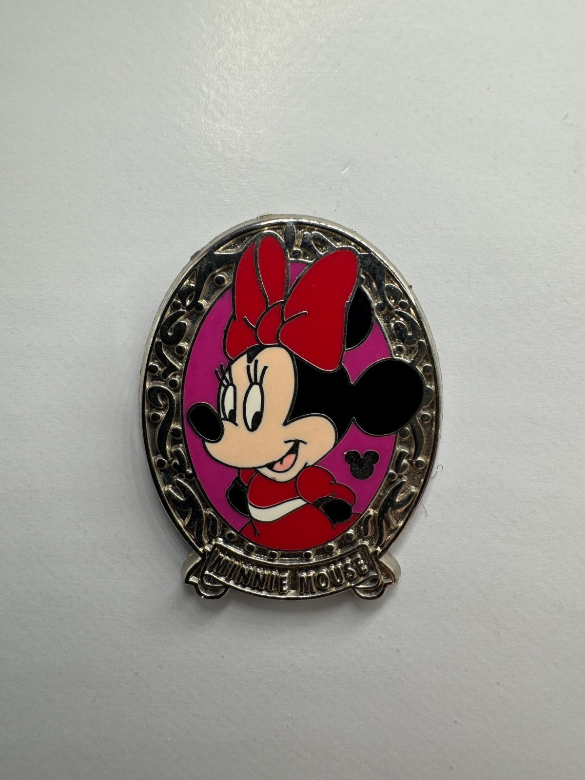 DLR Disney Minnie Mouse Character Frames Hidden Mickey Trading Pin DC2S2