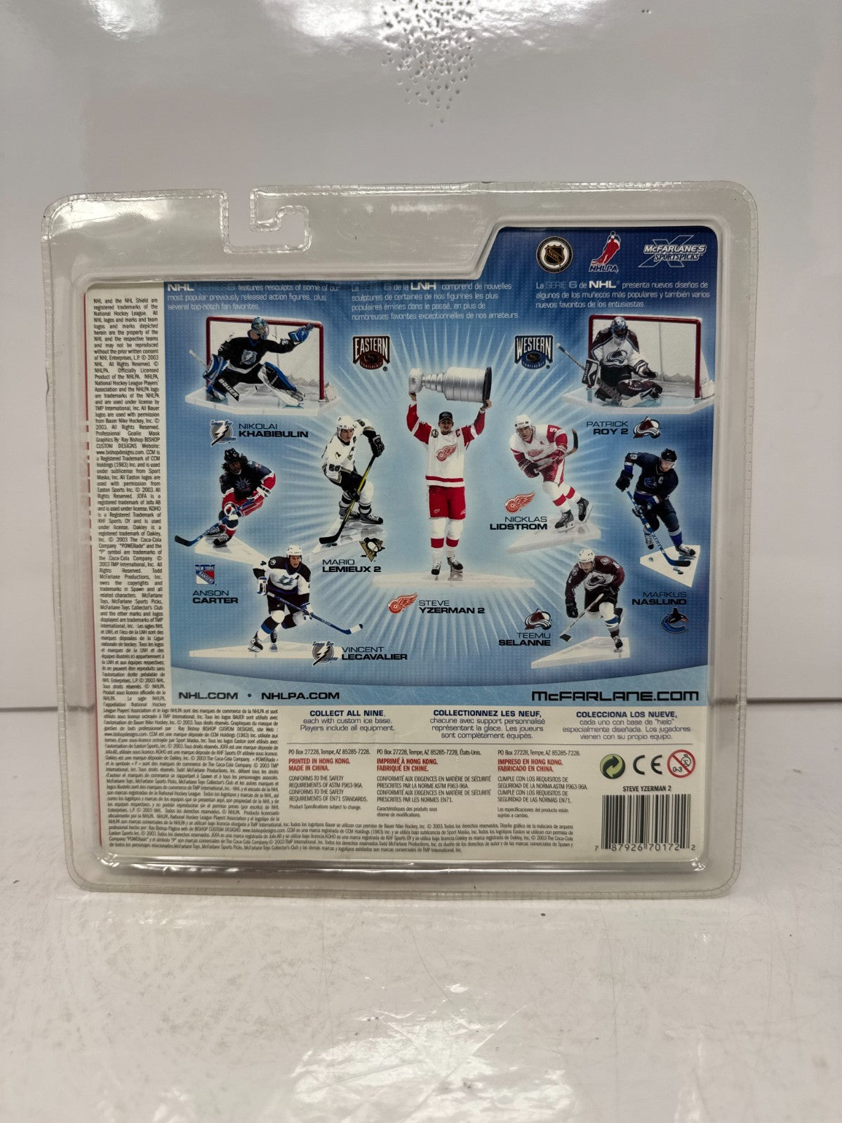 McFarlane NHL Steve Yzerman Detroit Red Wings Series 6 Figure with Stanley Cup