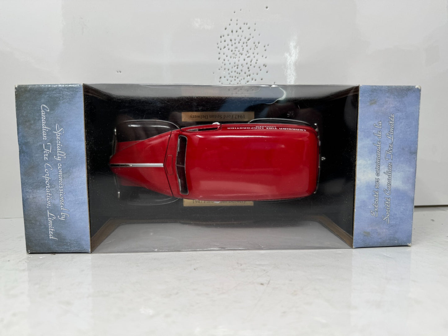 Liberty Classics Canadian Tire 1947 Ford Panel Van 1:24 Diecast