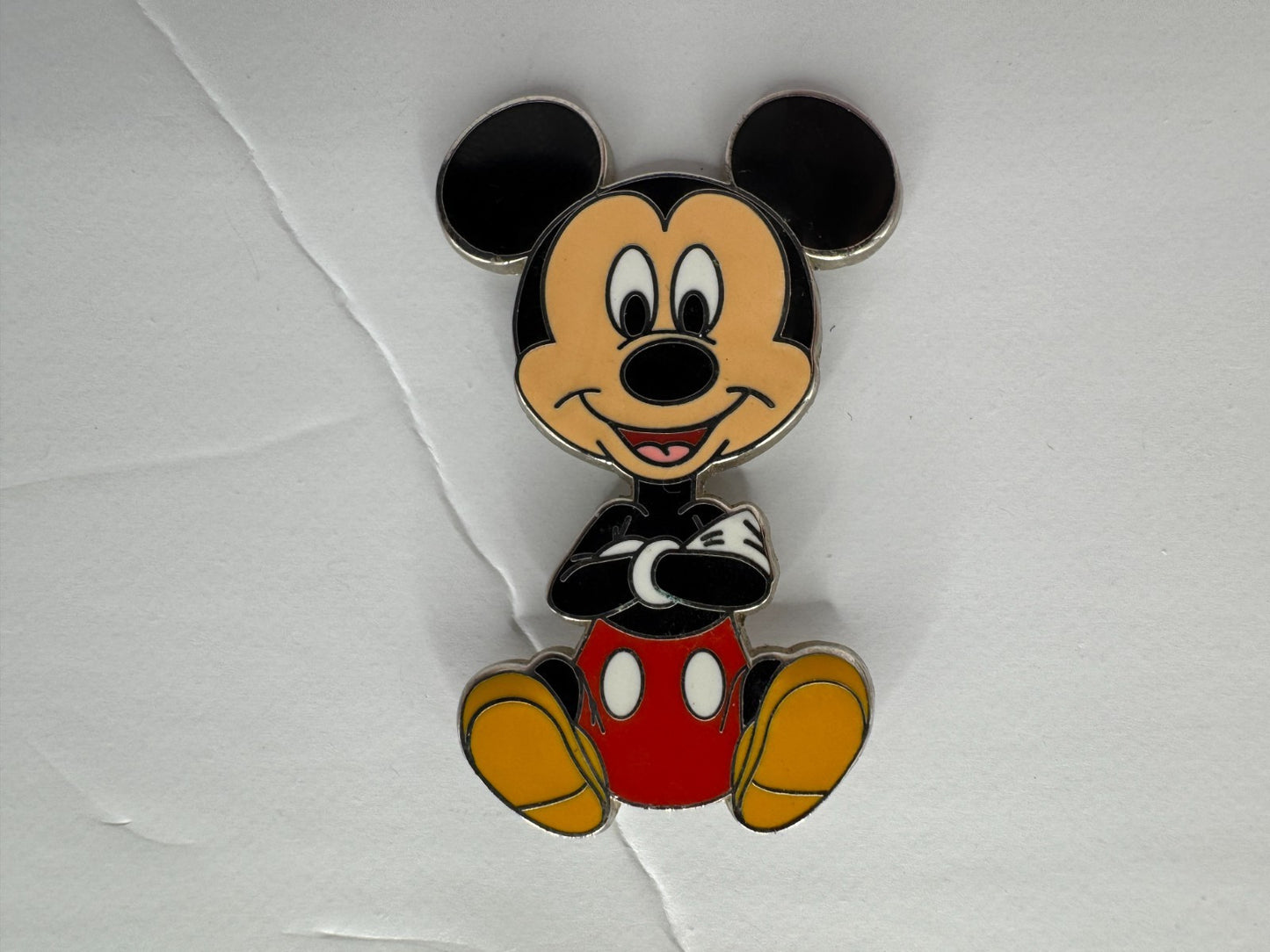 Disney Mickey Mouse Big Head Art Booster Trading Pin DC2S1