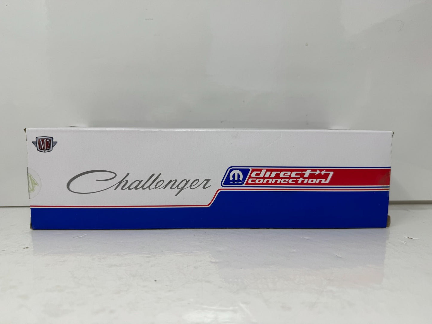 M2 Machines Auto Haulers 1971 Dodge Challenger Funny & Dodge Truck 1:64 Diecast