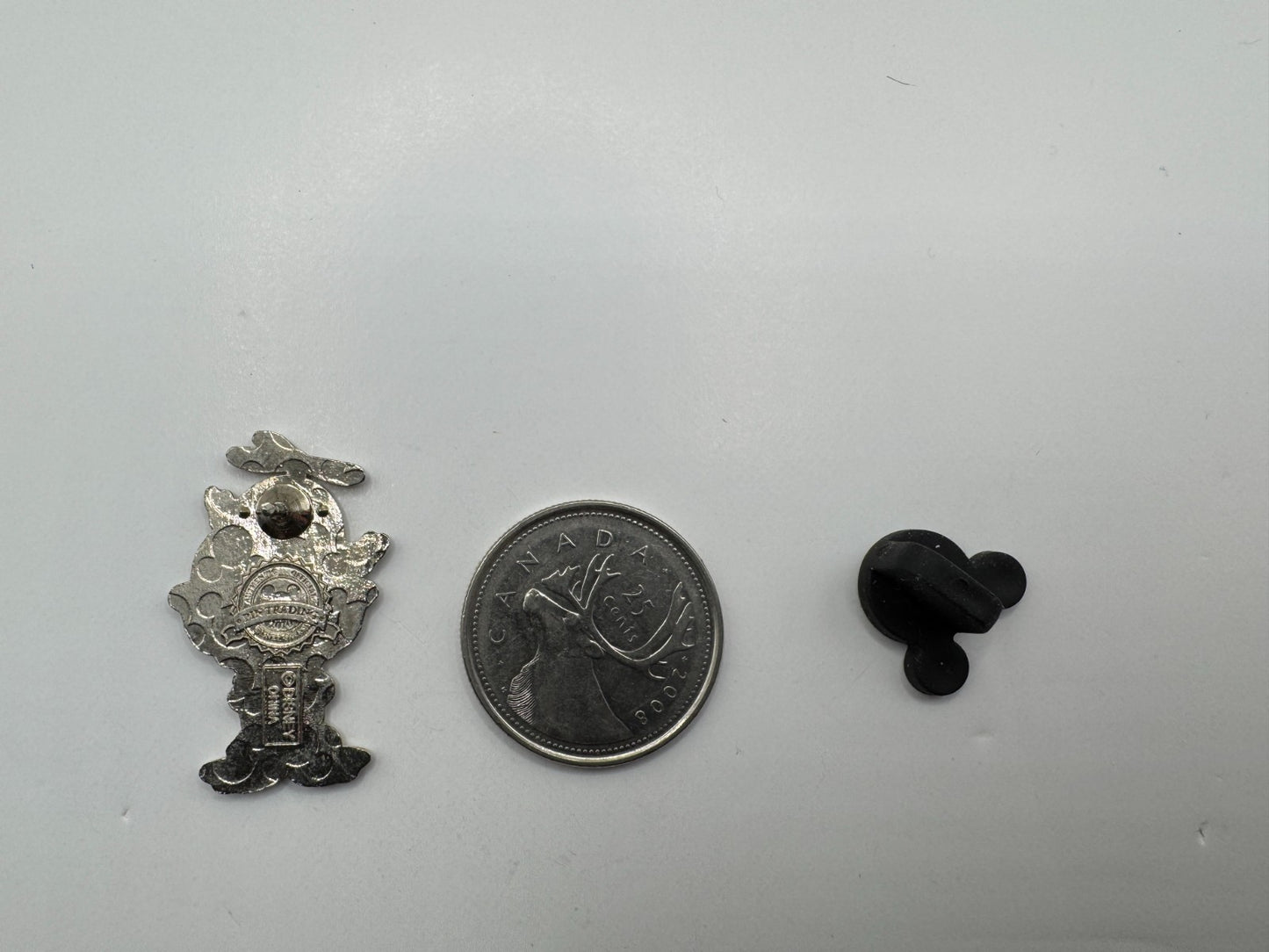 Disney Donald with Glasses Nerds Rock Trading Pin DC2S10