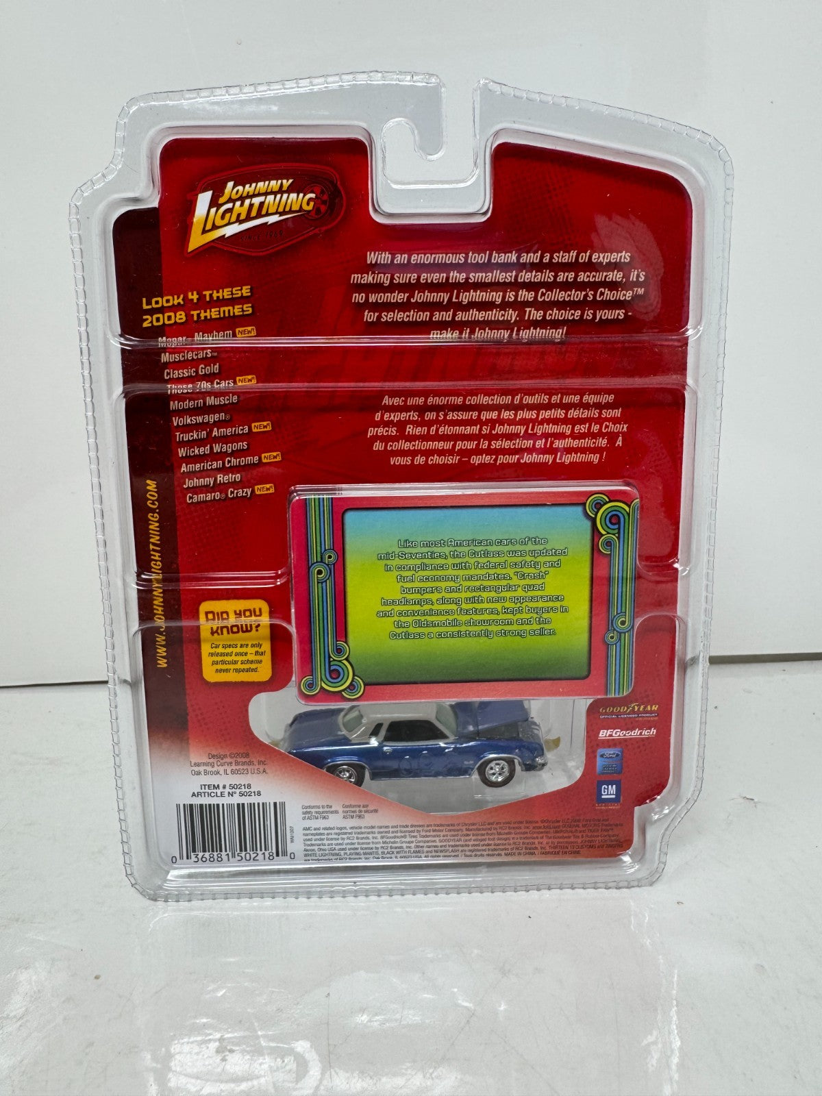 Johnny Lightning Those 70s Cars 1976 Oldsmobile Cutlass 1:64 Diecast