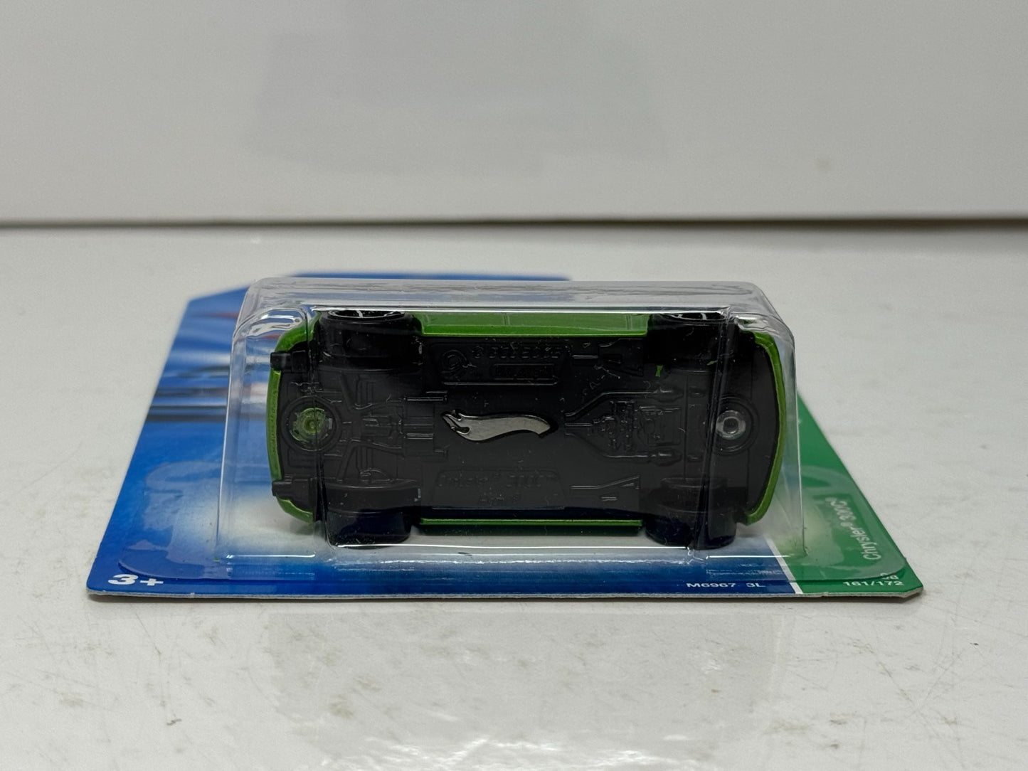 Hot Wheels Treasure Hunt T-Hunt Chrysler 300C 1:64 Diecast