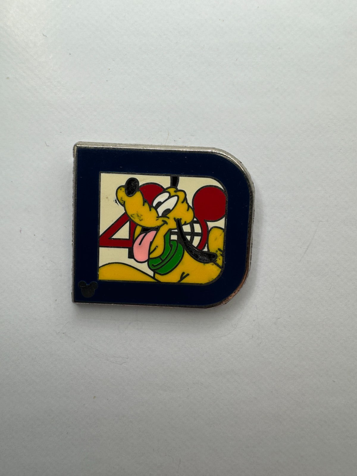 WDW Disney Pluto Retro Classic D Hidden Mickey Trading Pin DC1S10