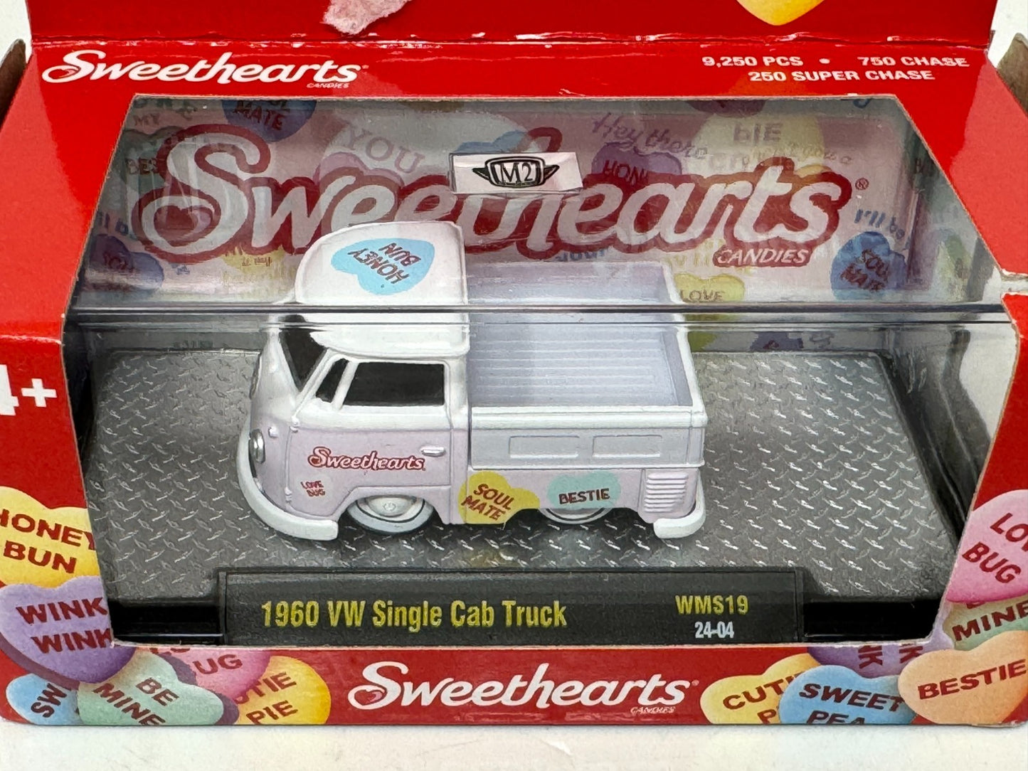 M2 Machines Sweethearts 1960 Volkswagen VW Single Cab Truck 1:64 Diecast