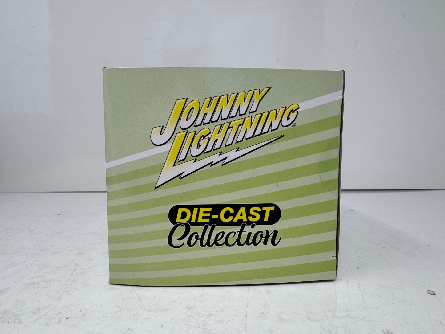 Johnny Lightning 1978 Ford Bronco 1:24 Diecast