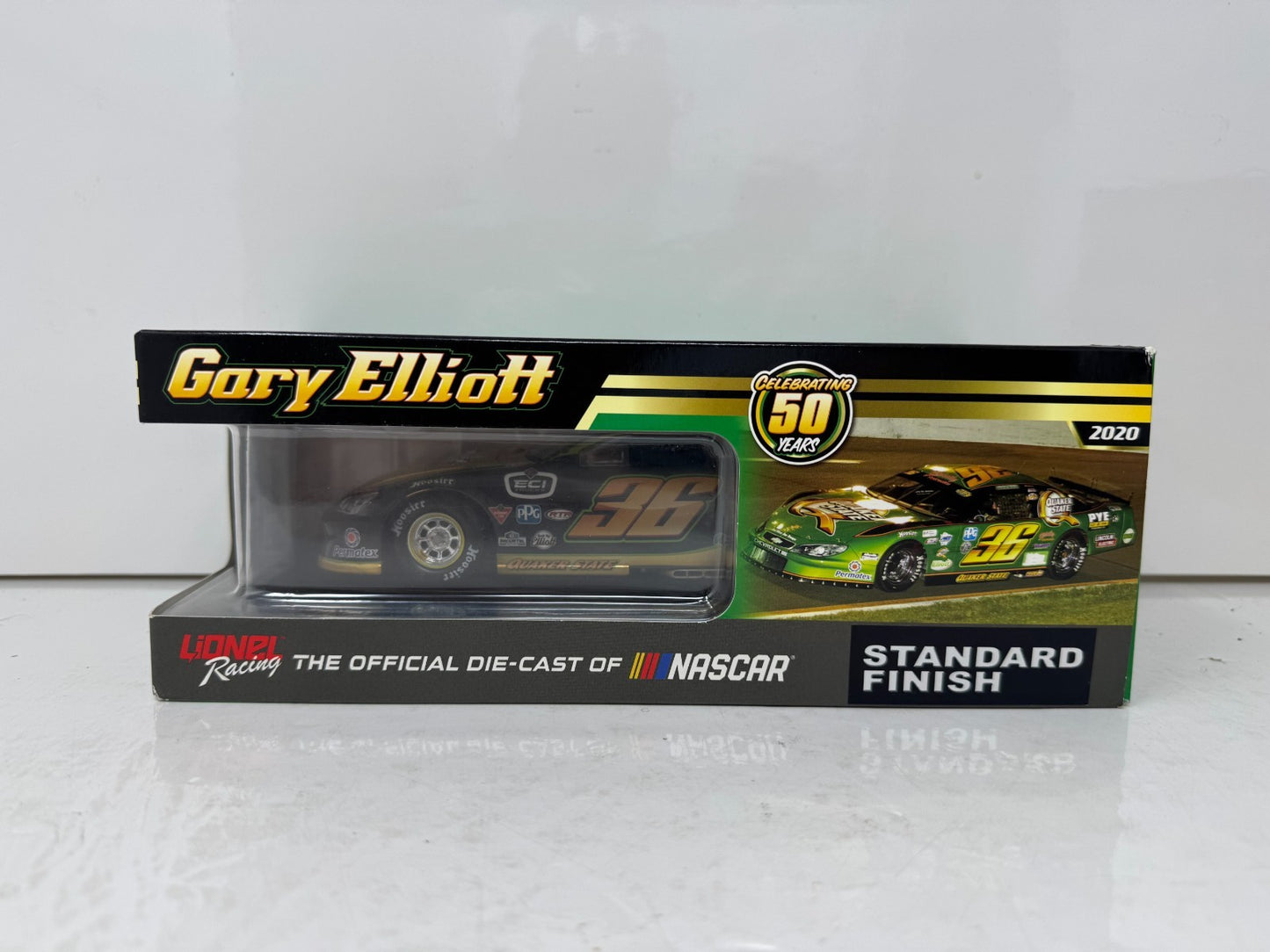 Lionel Nascar #36 Gary Elliott Quaker State 2022 Chevy 1:24 Diecast AUTOGRAPHED