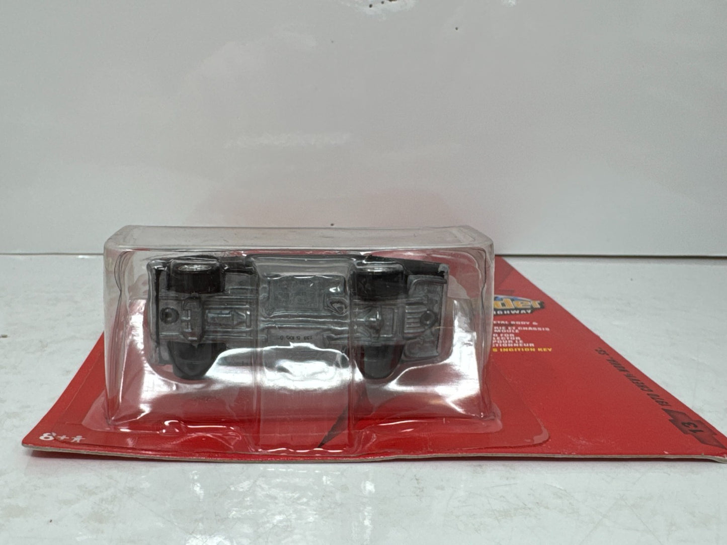 Johnny Lightning Chevy Thunder 1970 Chevy Nova SS 1:64 Diecast