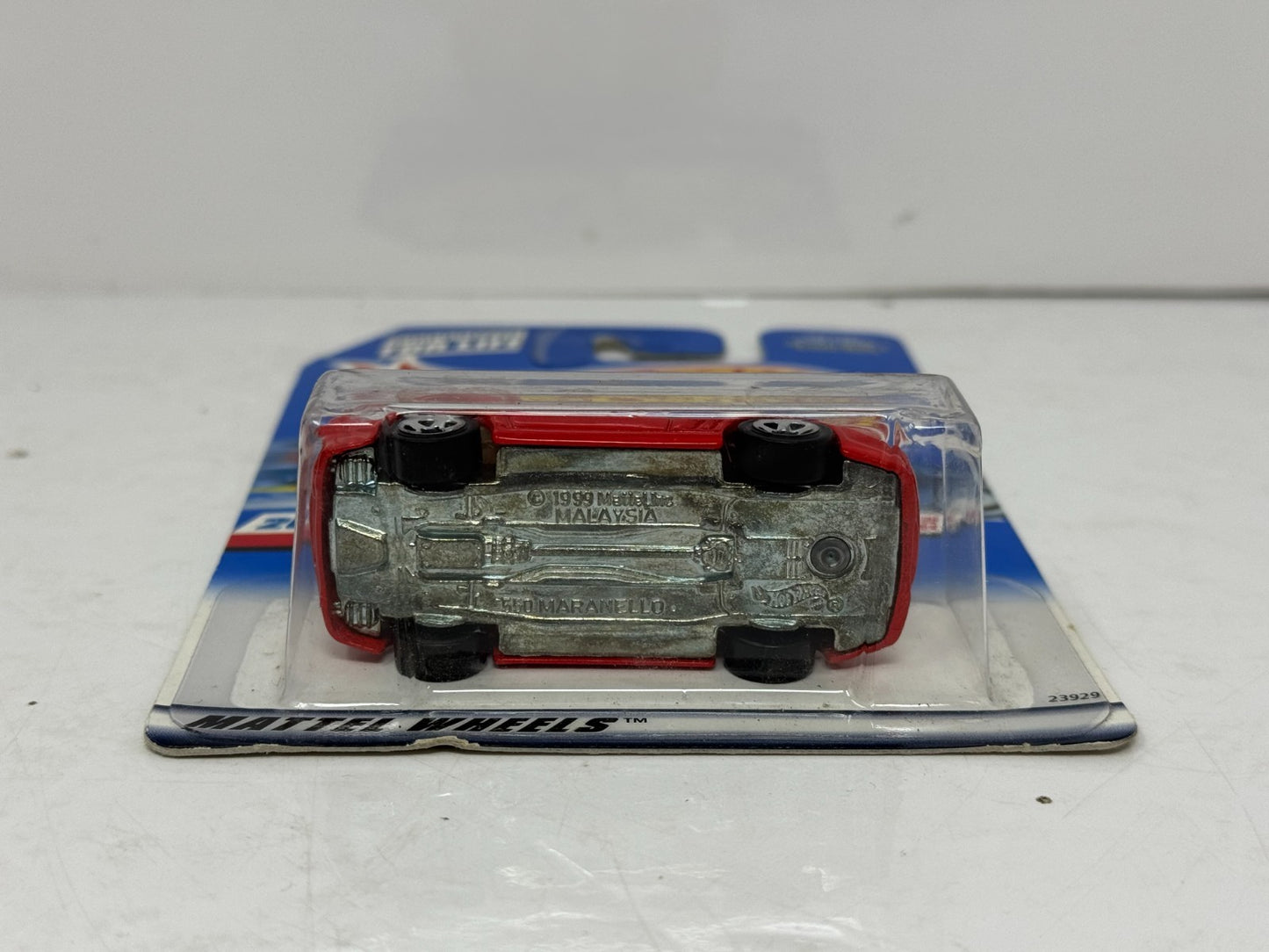 Hot Wheels 2000 First Editions Ferrari 550 Maranello 1:64 Diecast