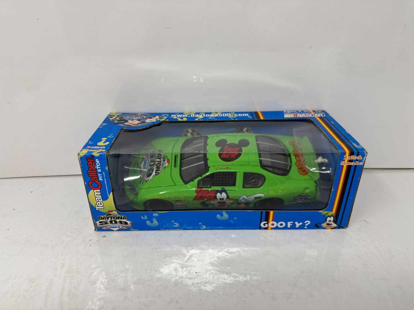 Team Caliber Pit Stop Nascar #04 Goofy Daytona 500 1:24 Diecast