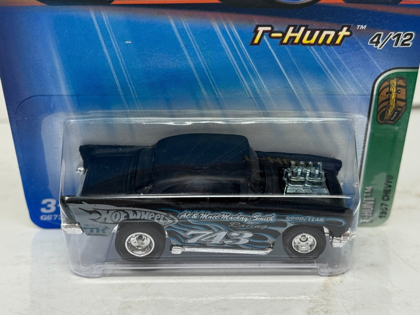Hot Wheels T-Hunt 1957 Chevy 1:64 Diecast Real Riders