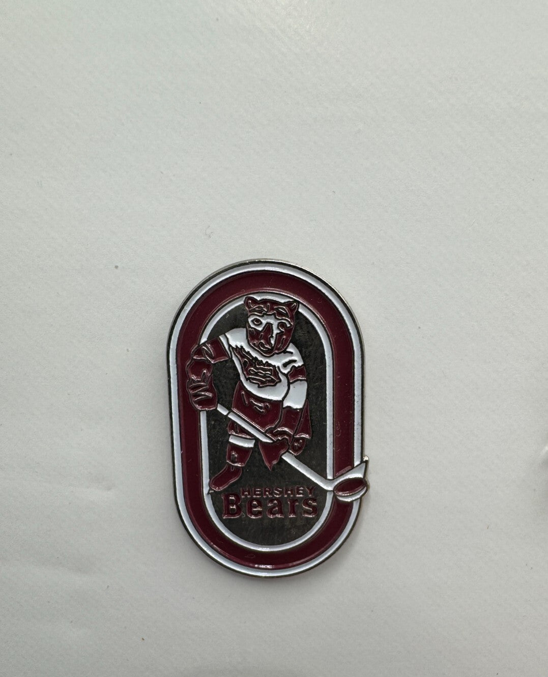Hershey Bears AHL Hockey Team Logo Lapel Pin UDT1
