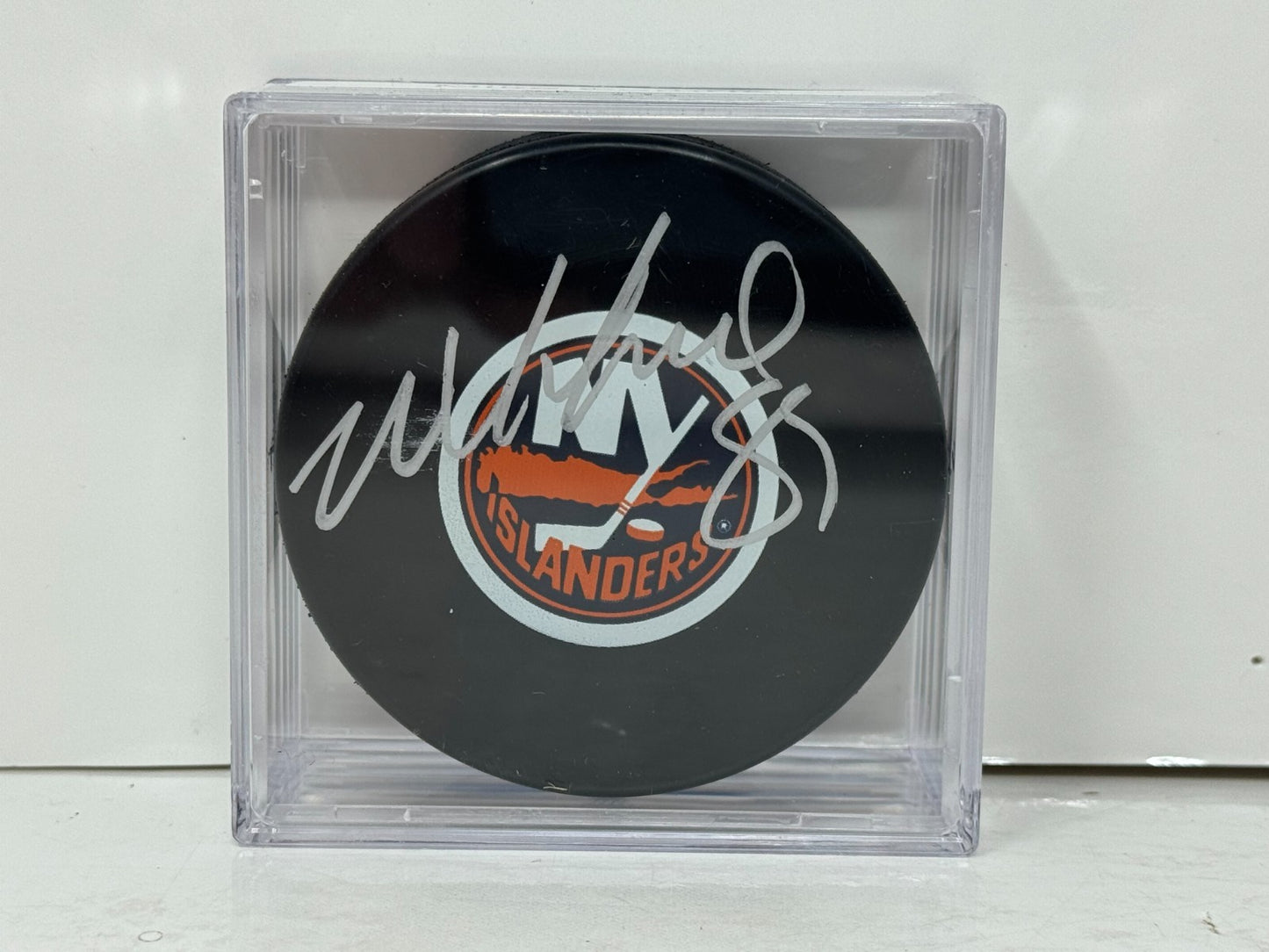 Mike Comrie New York Islanders Signed NHL Autograph Puck Silver Auto