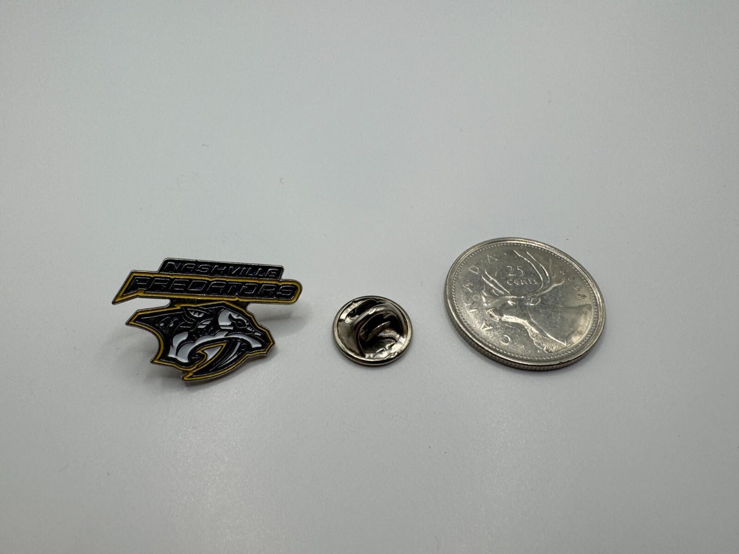 Nashville Predators NHL Hockey Team Logo Lapel Pin UDT1