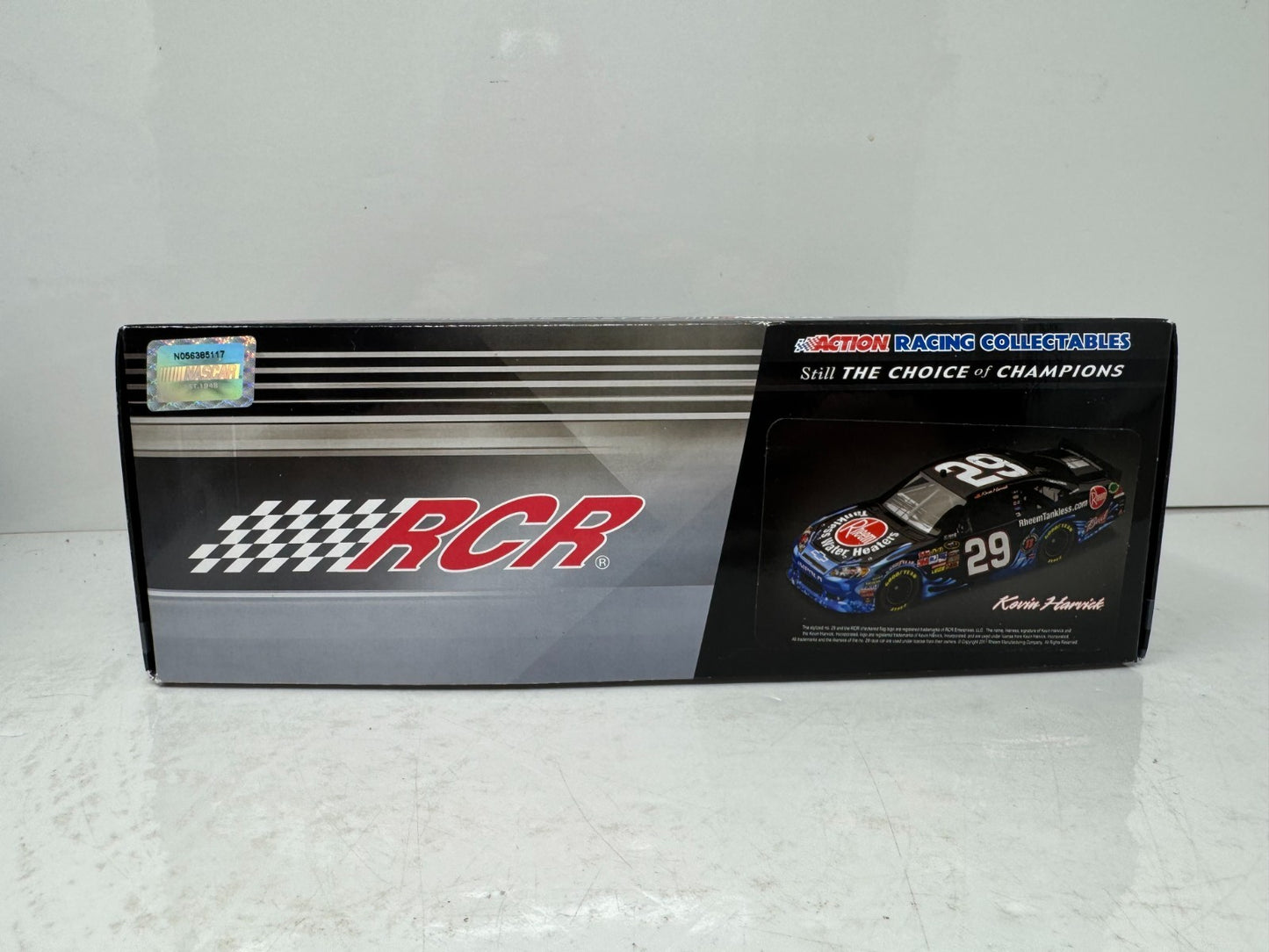 Lionel Racing Nascar #29 Kevin Harvick Rheem 2011 Chevy Impala 1:24 Diecast