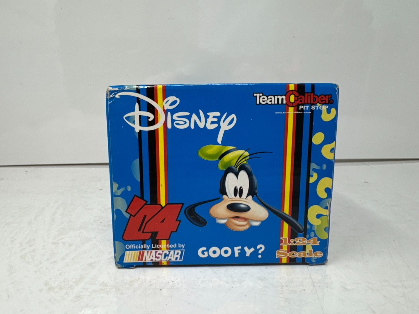 Team Caliber Pit Stop Nascar #04 Goofy Daytona 500 1:24 Diecast