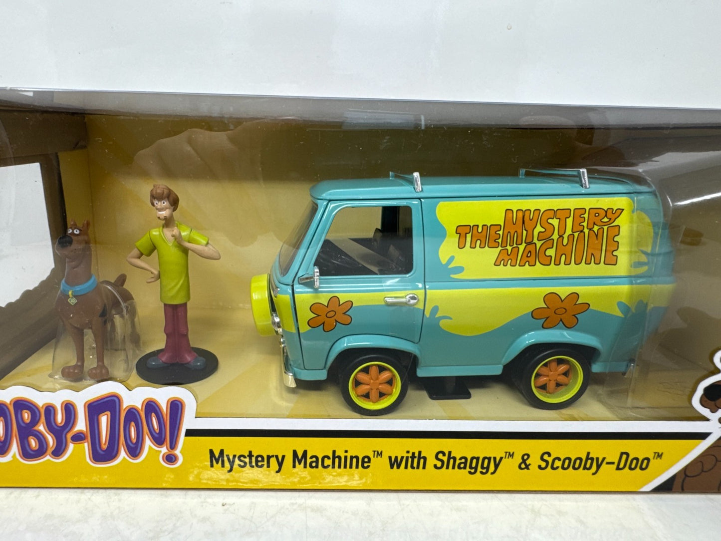 Jada Scooby-Doo Mystery Machine with Shaggy & Scooby-Doo Figures 1:24 Diecast