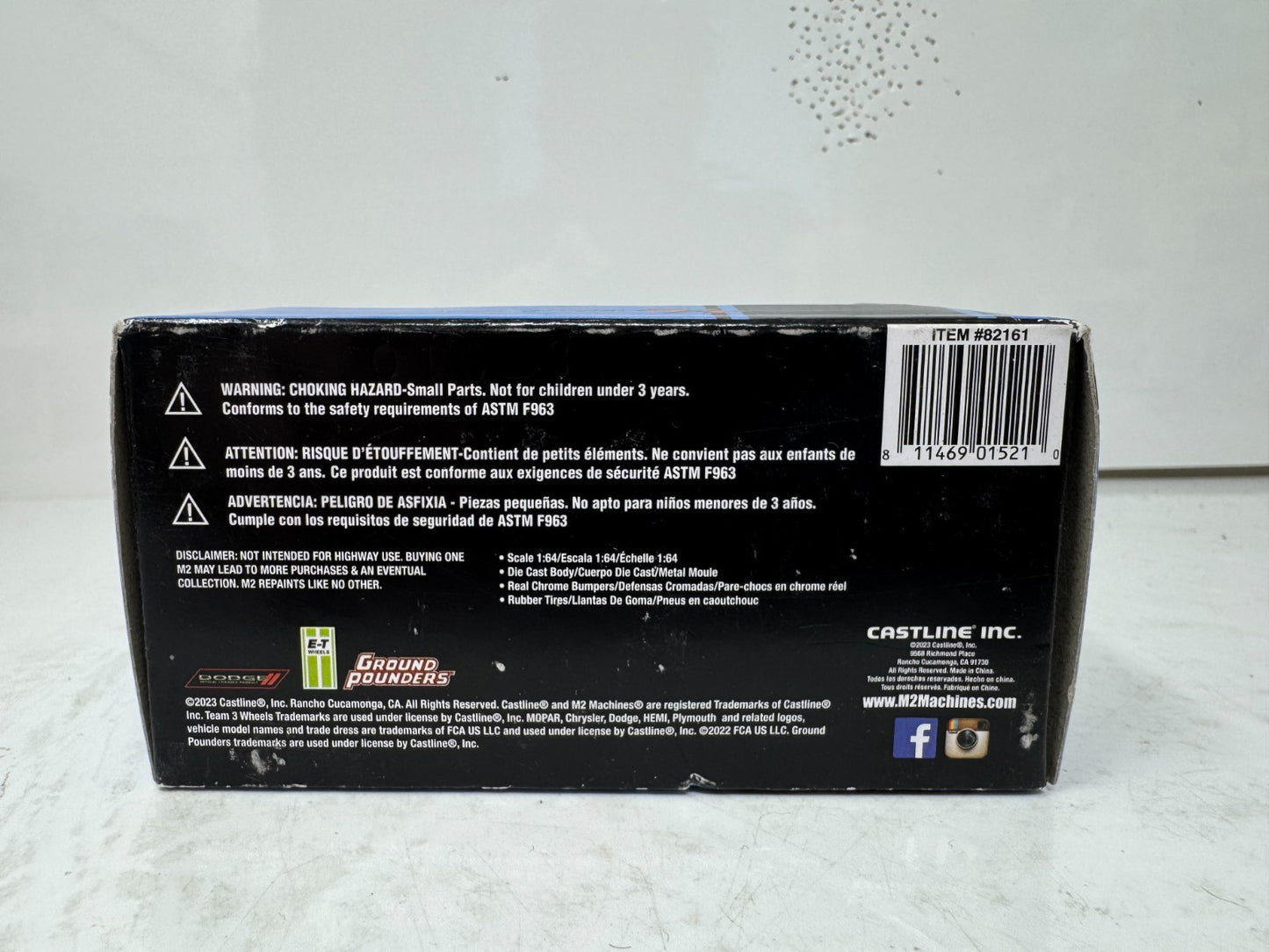 M2 Machines Ground Pounders 1970 Dodge Challenger R/T 383 1:64 Diecast