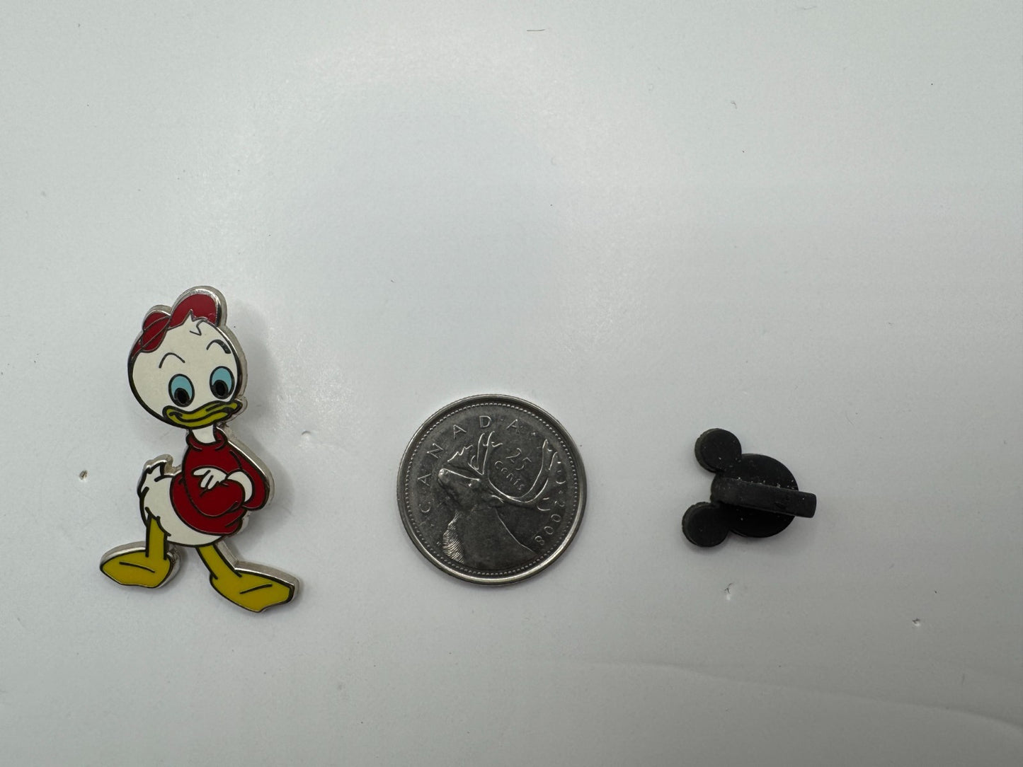 Disney Nephew Series (Huey) Trading Pin DC2S10