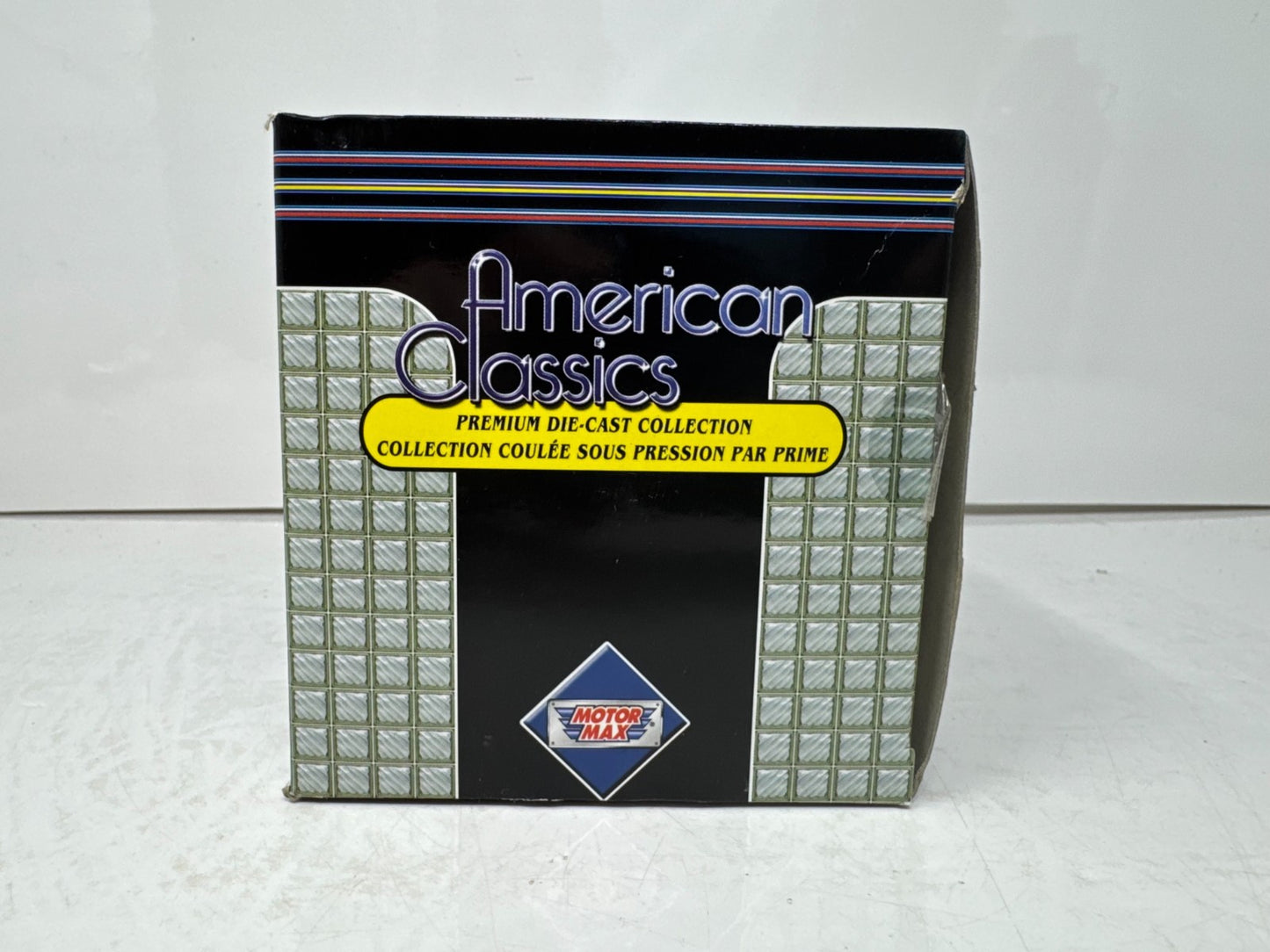 Motormax American Classics 1960 Ford Ranchero 1:24 Diecast