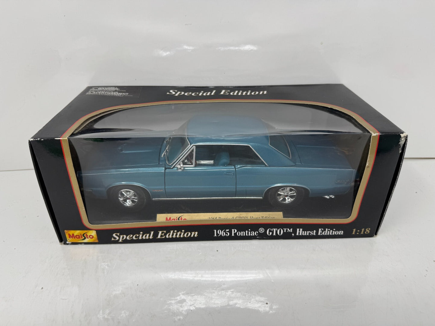 Maisto 1965 Pontiac GTO Hurst Edition Special Edition 1:18 Diecast