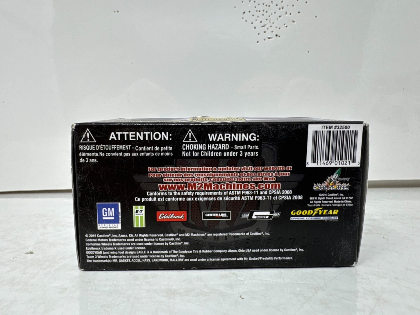 M2 Machines 1955 Chevrolet Bel Air Auto Thentics 1:64 Diecast