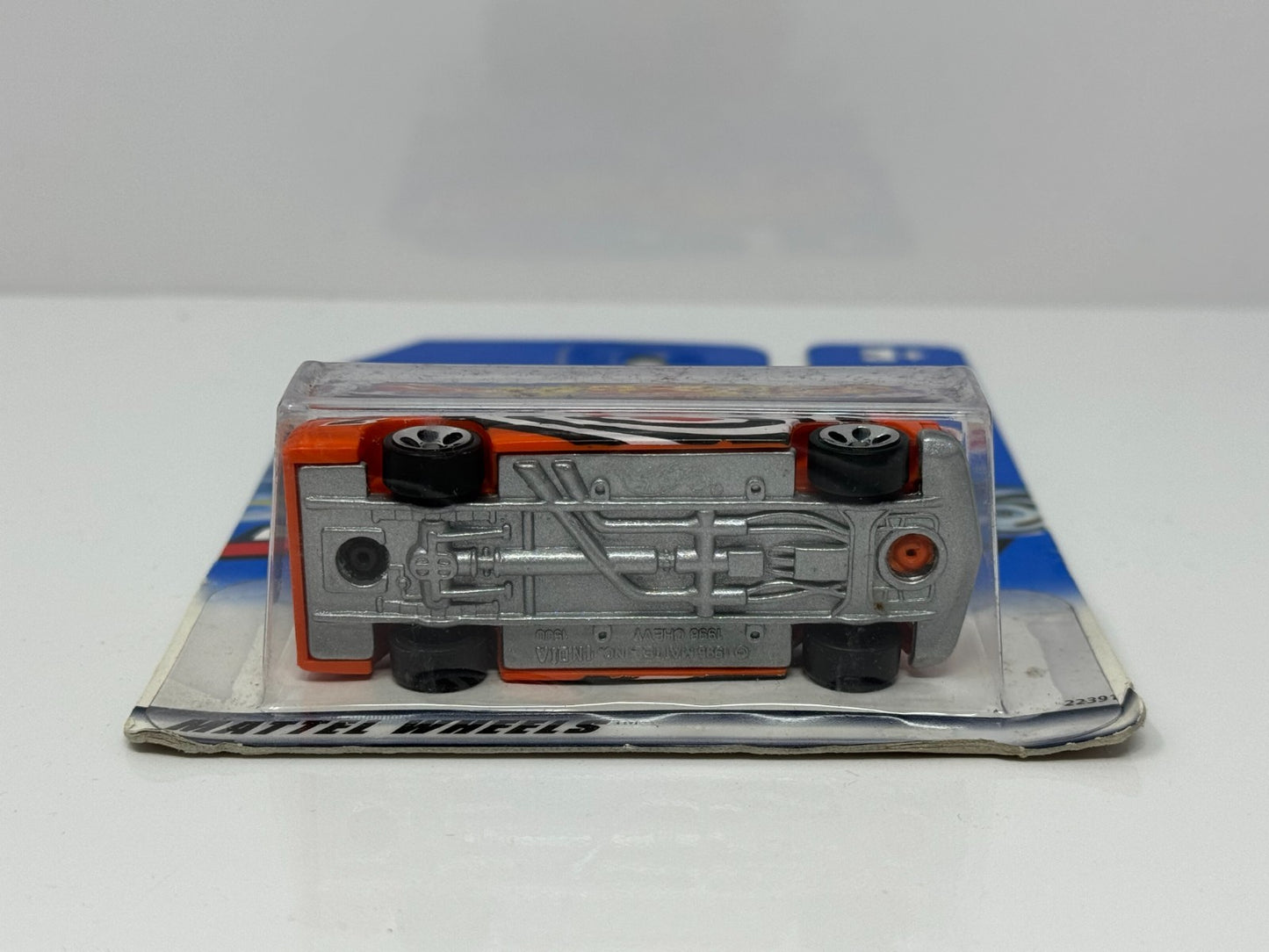 Hot Wheels Chevy 1500 Bullseye 1:64 Diecast