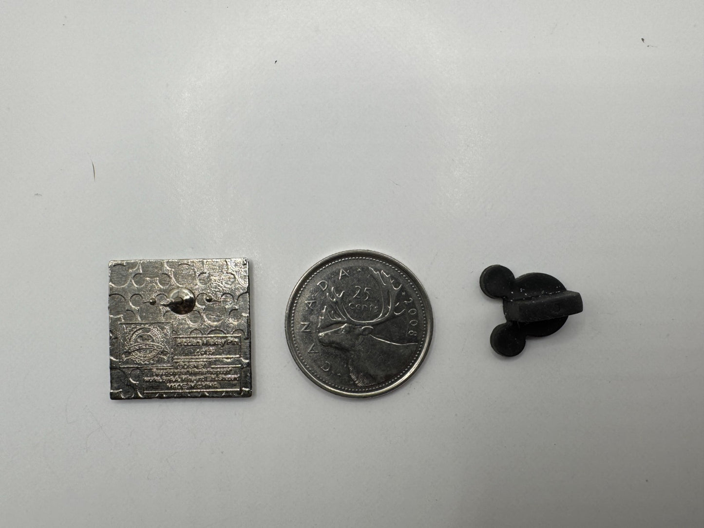 WDW Disney Winnie the Pooh Sweet Characters Hidden Mickey Trading Pin DC1S18