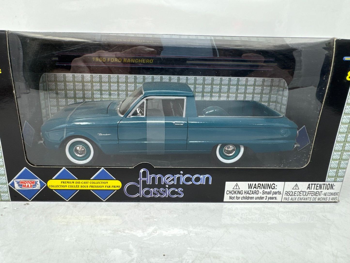Motormax American Classics 1960 Ford Ranchero 1:24 Diecast