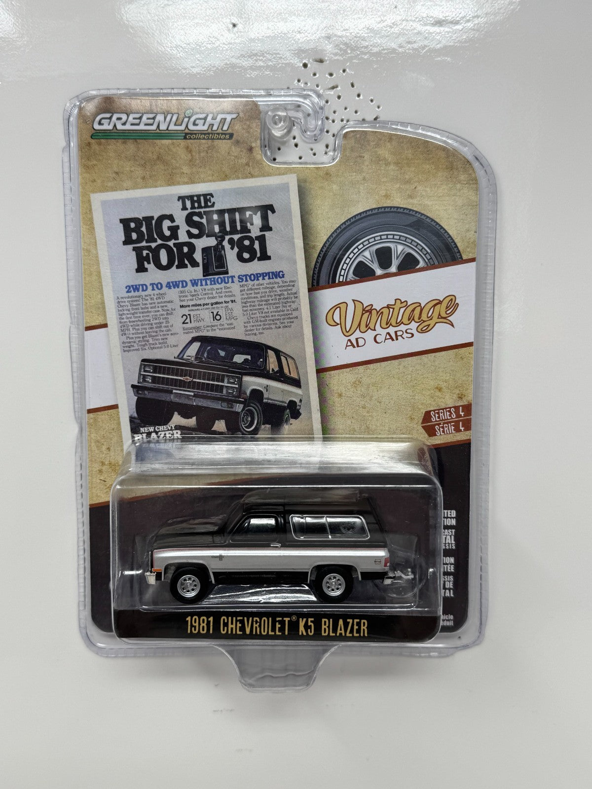 Greenlight Vintage AD Cars 1981 Chevrolet K5 Blazer 1:64 Diecast
