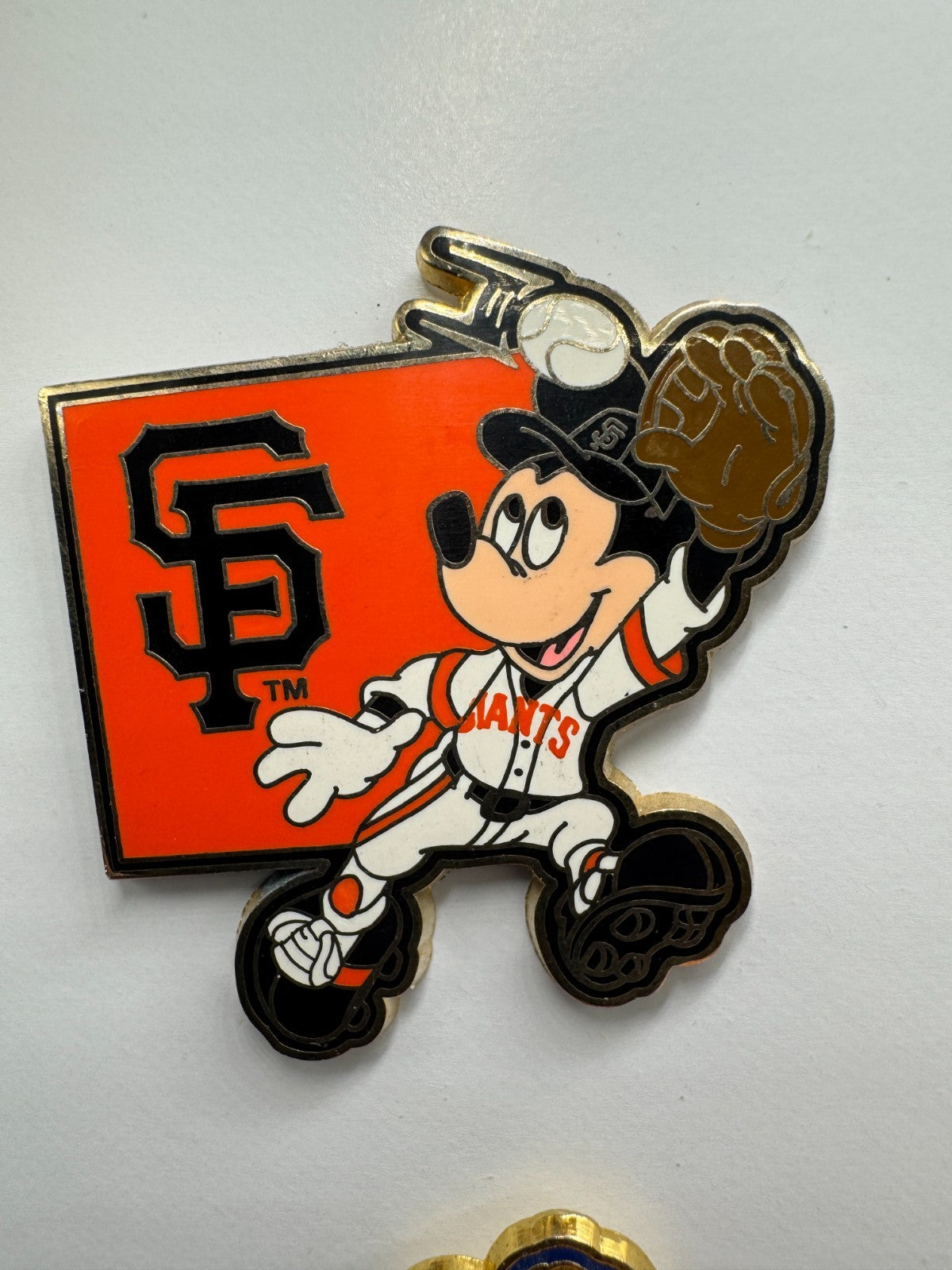 Disney Mickey Mouse MLB Player San Francisco Giants Trading Pin DC2S1