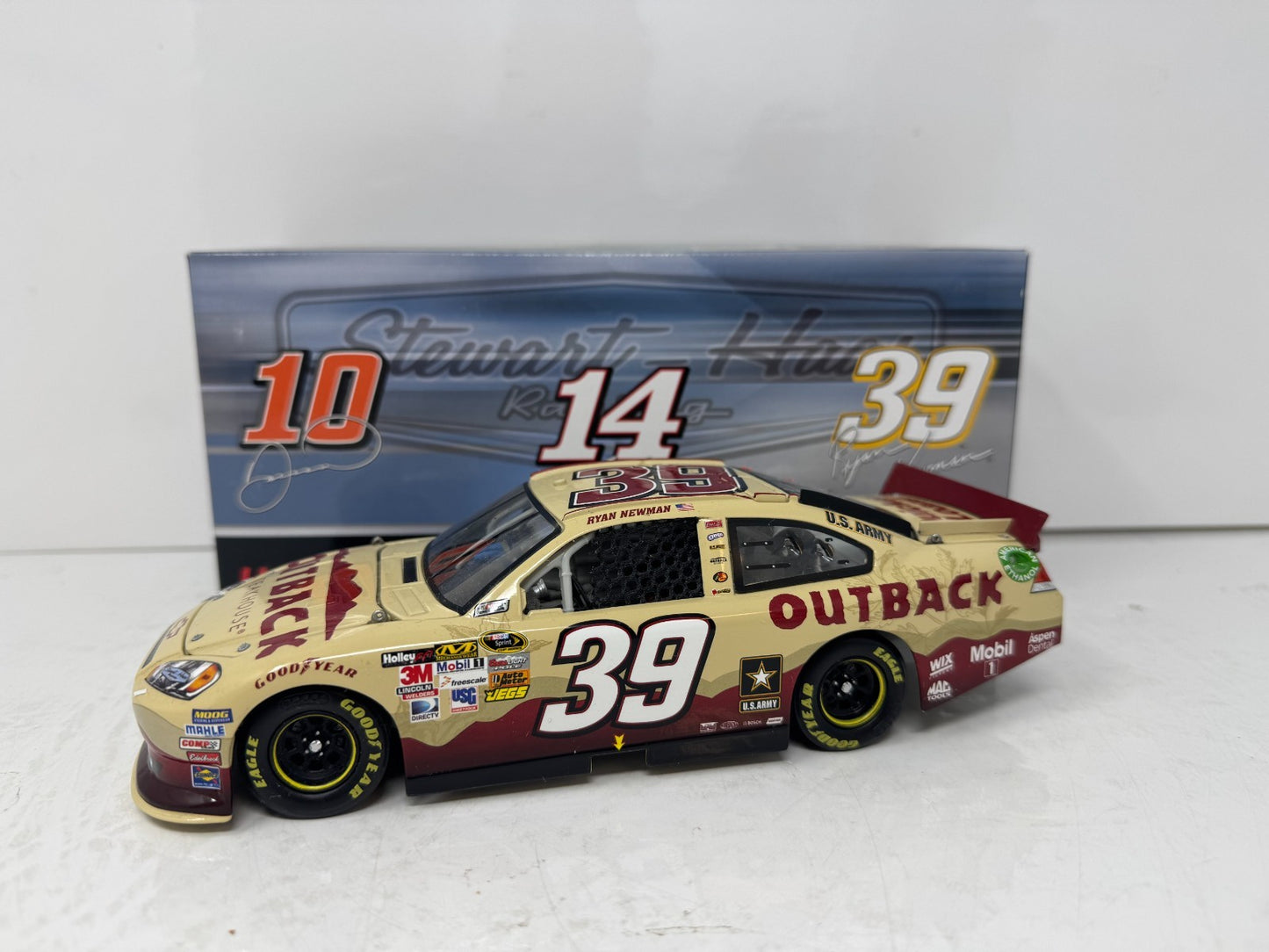 Lionel Nascar #39 Ryan Newman Outback Steakhouse 2012 Chevy Impala 1:24 Diecast
