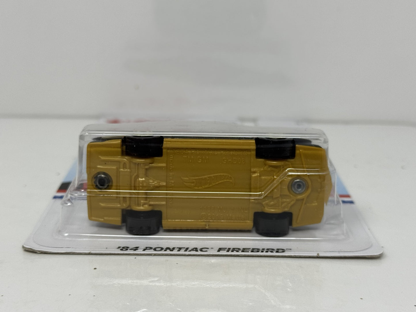 Hot Wheels Flying Customs 1984 Pontiac Firebird 1:64 Diecast