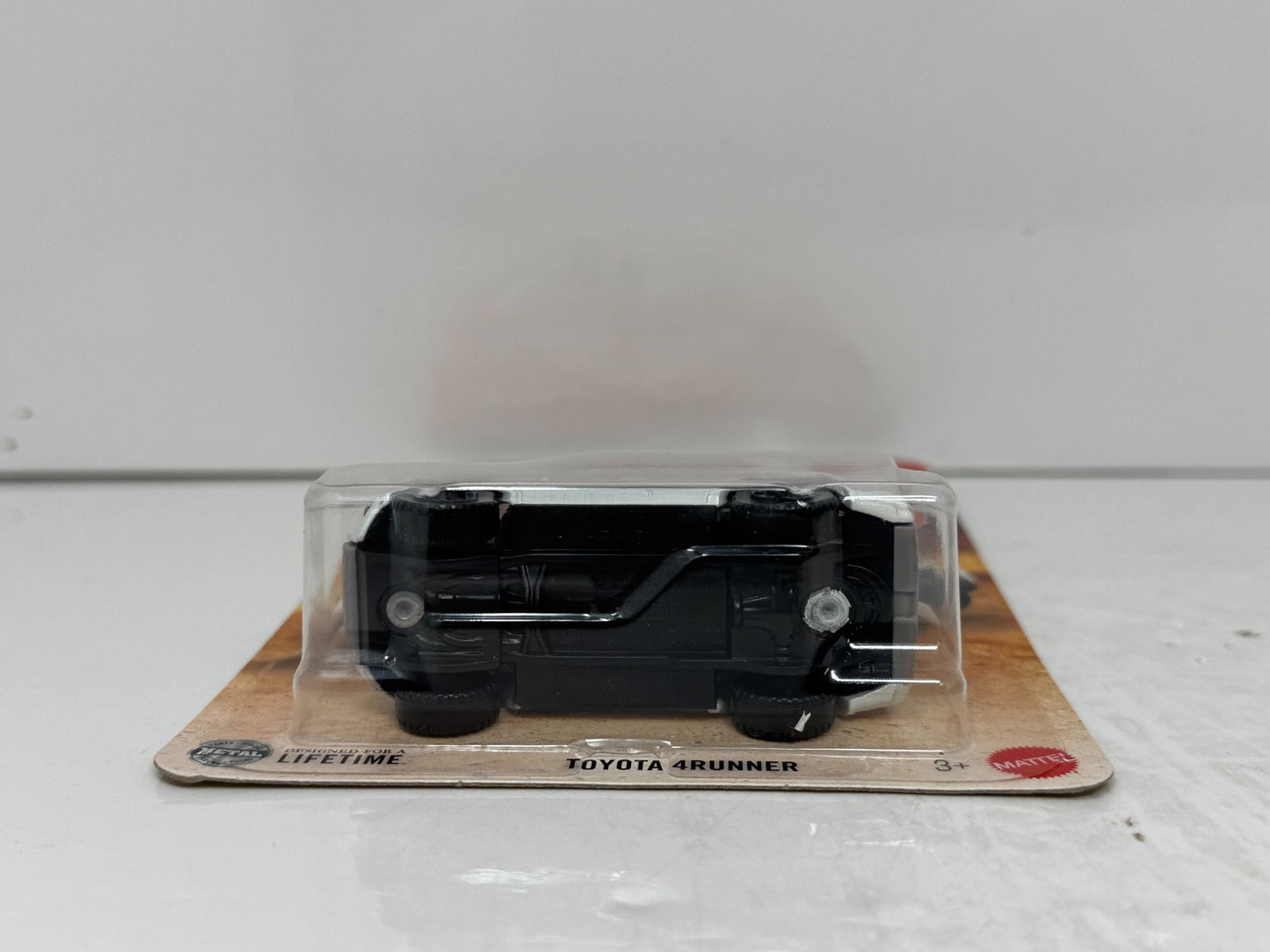 Matchbox Toyota 4Runner 1:64 Diecast White