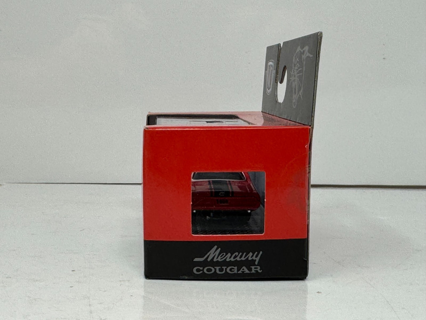 M2 Machines 1968 Mercury Cougar 390 1:64 Diecast