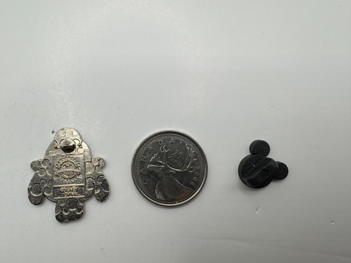 Disney Pluto with Glasses Nerds Rock Head Collection Trading Pin DC1S10