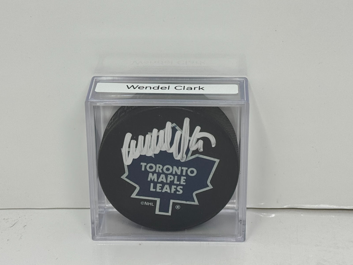 Wendel Clark Toronto Maple Leafs Signed NHL Autograph Puck Silver Auto