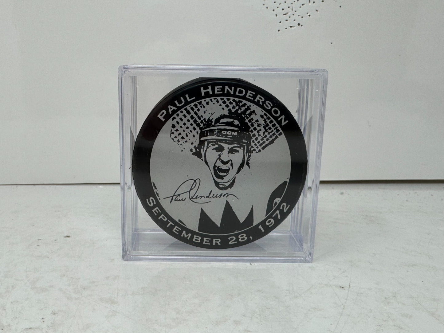 Paul Henderson Team Canada 1972 Summit Series Commemorative Hockey Puck