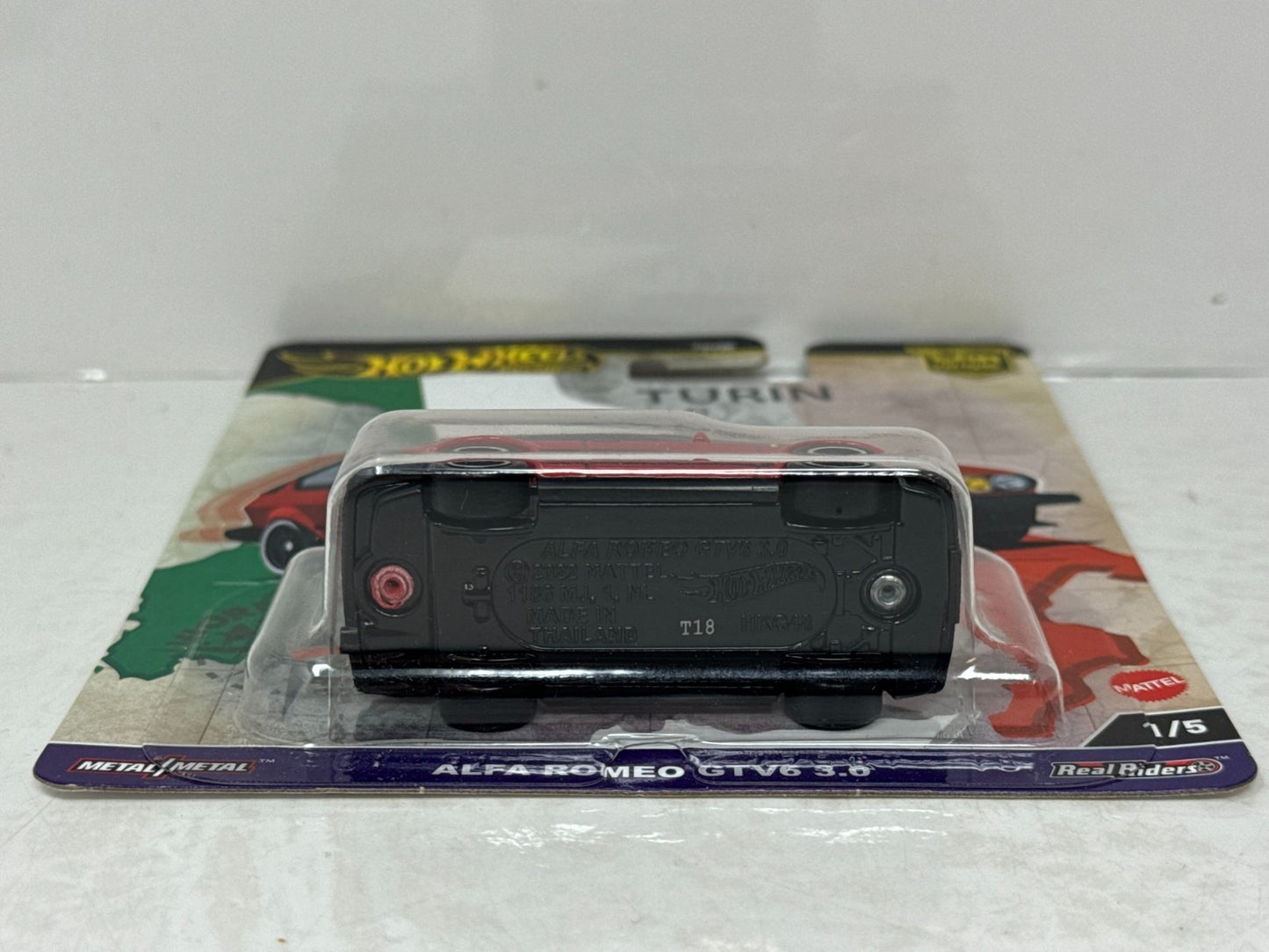 Hot Wheels Premium World Tour Alfa Romeo GTV6 3.0 Turin 1:64 Diecast