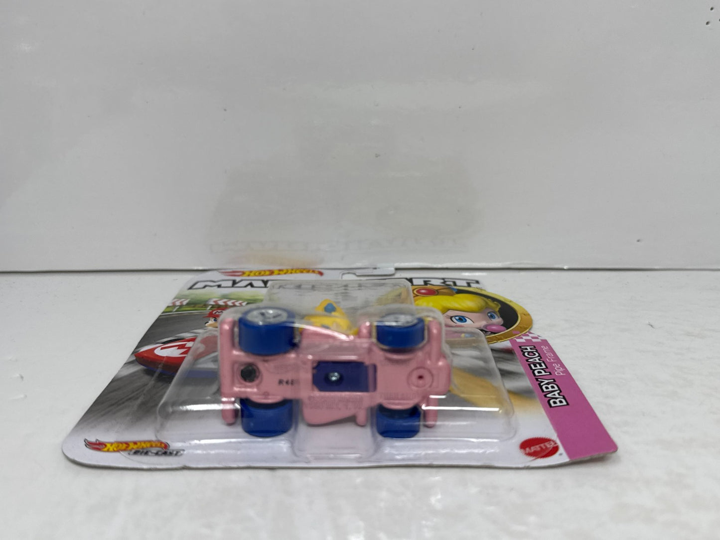 Hot Wheels Mario Kart Baby Peach Pipe Frame 1:64 Diecast