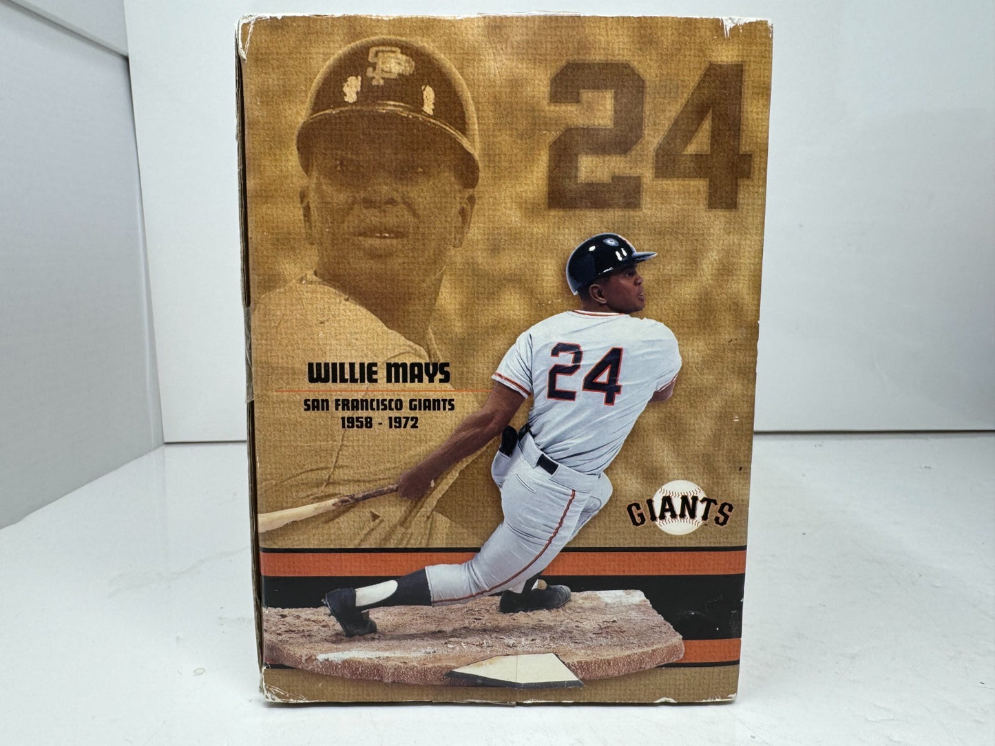 McFarlane MLB Giants of the Home Run 660 Willie Mays & Barry Bonds 2-Pack Figure