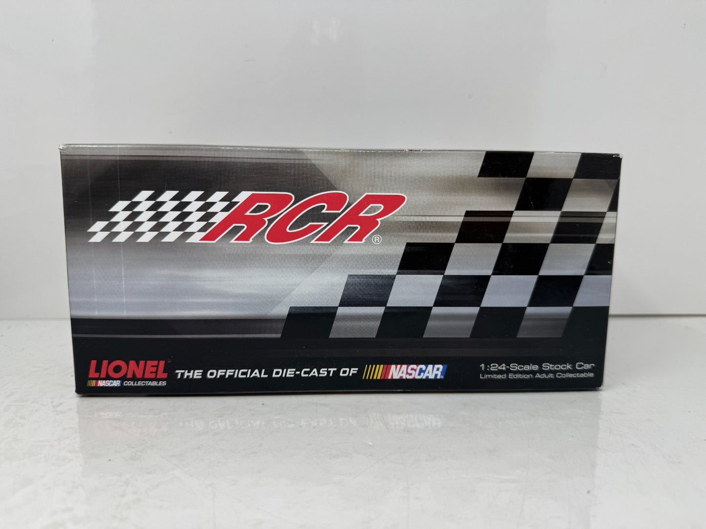 Lionel Racing Nascar #29 Kevin Harvick Rheem 2011 Chevy Impala 1:24 Diecast