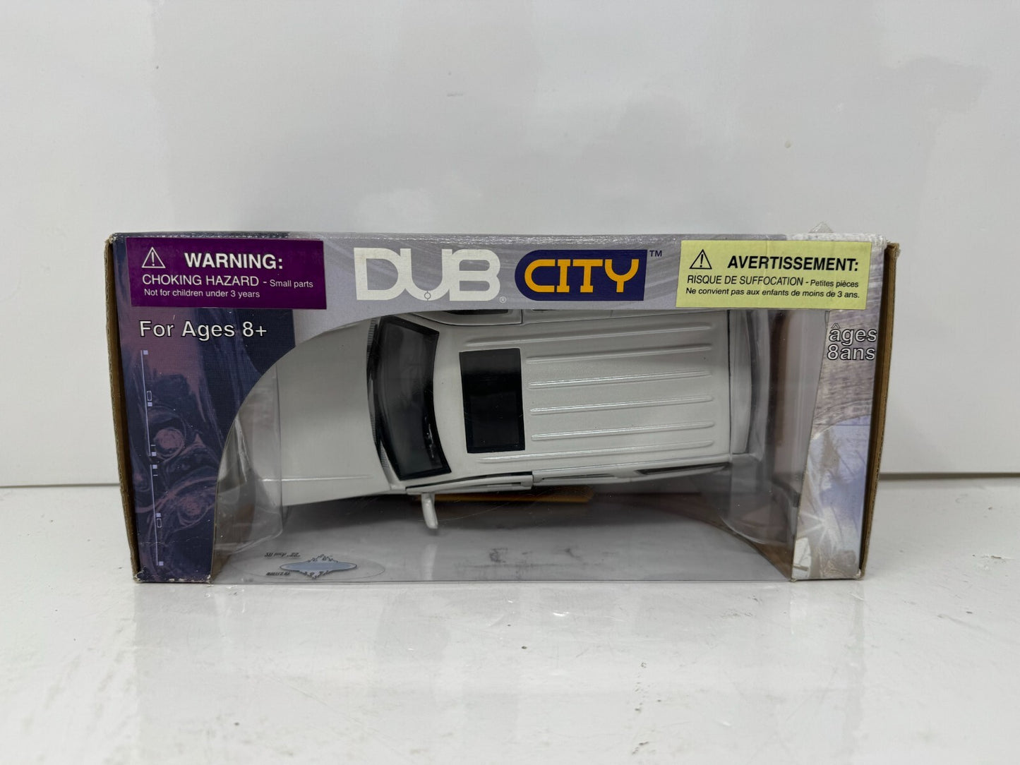 Jada Dub City 2002 Cadillac Escalade 1:24 Diecast KMC Wheels 20 Inch SS Rims