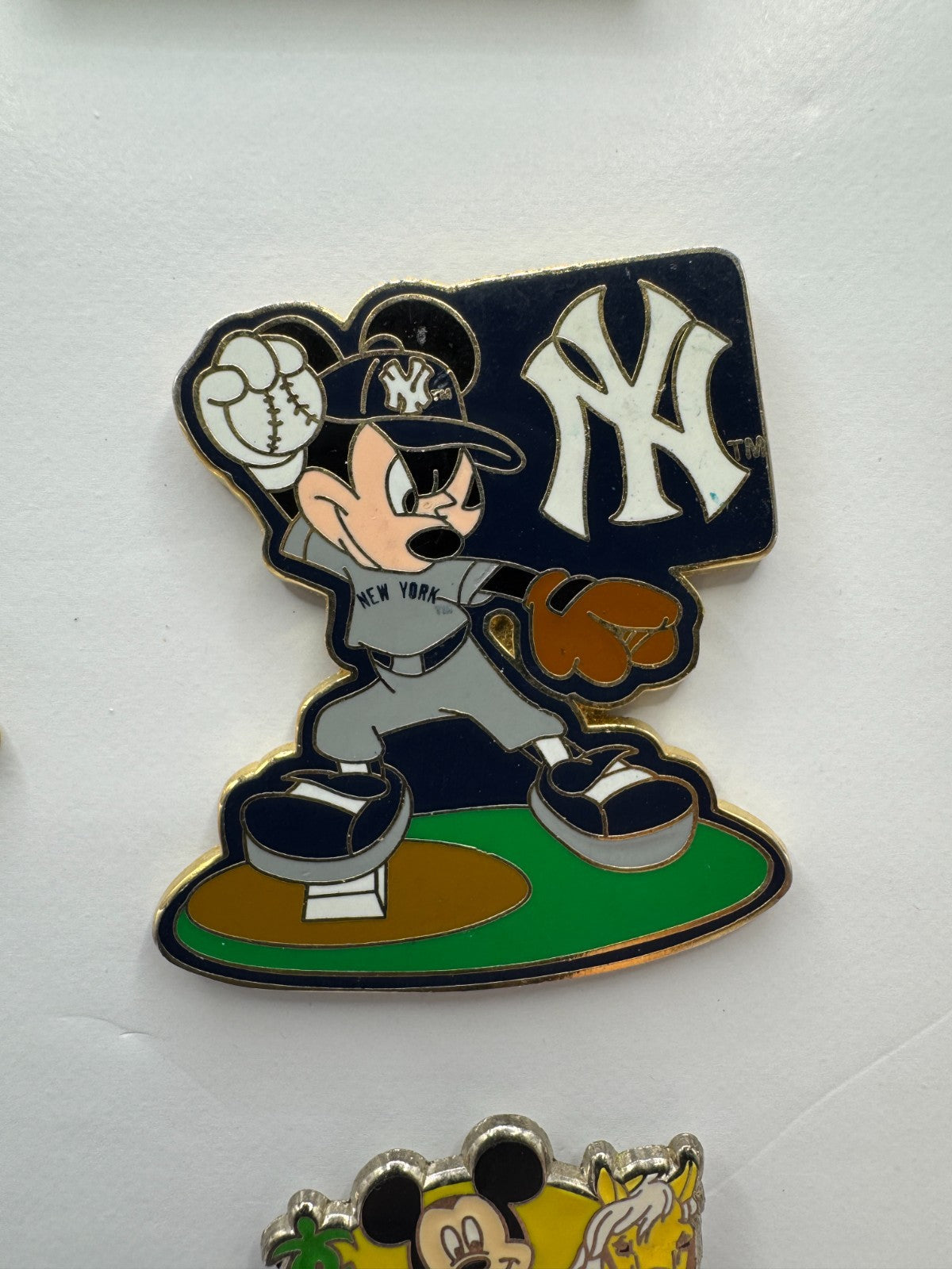 WDW Disney Mickey Mouse MLB Player New York Yankees Trading Pin DC2S1