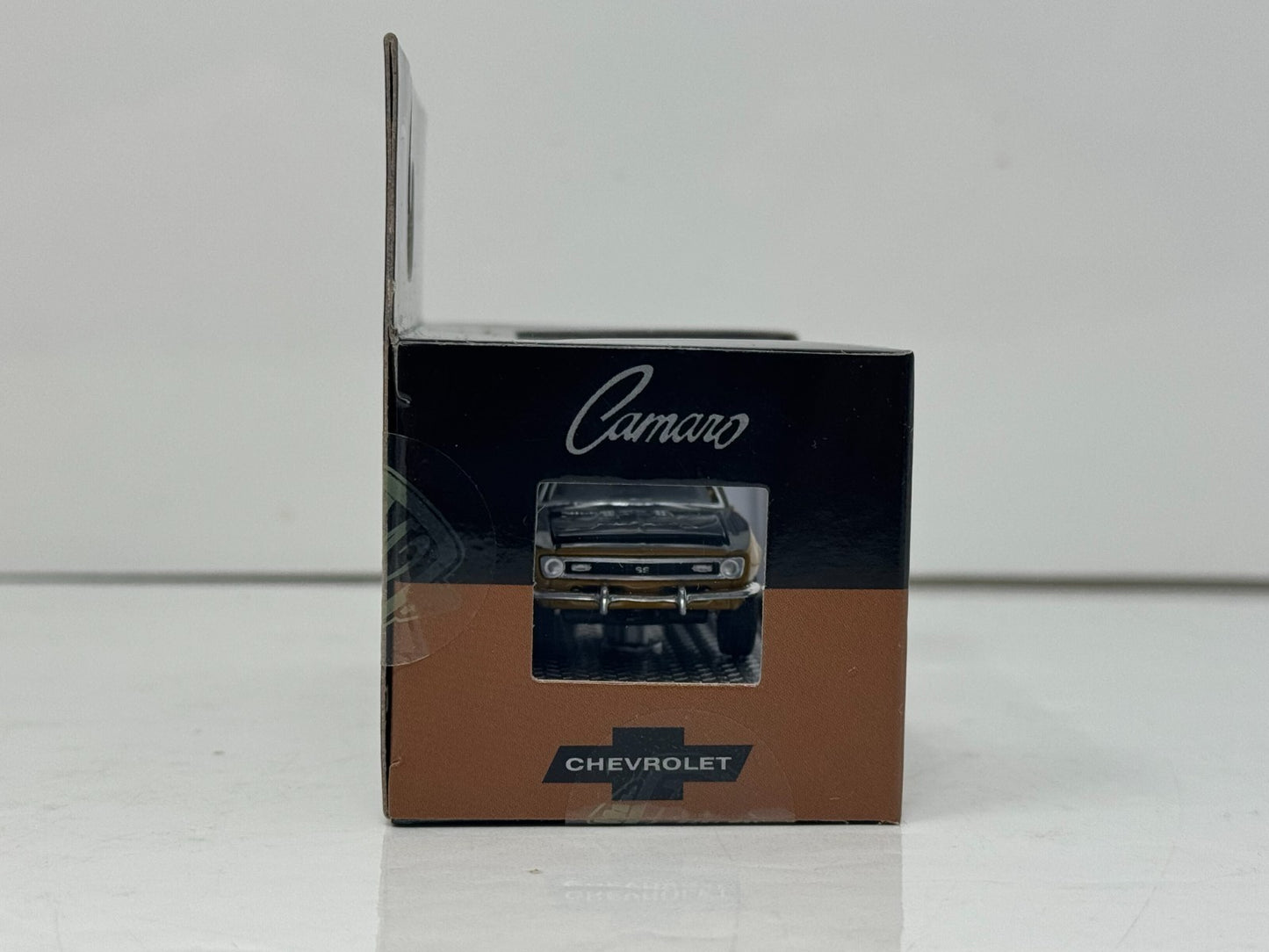 M2 Machines 1968 Chevrolet Camaro SS 350 1:64 Diecast
