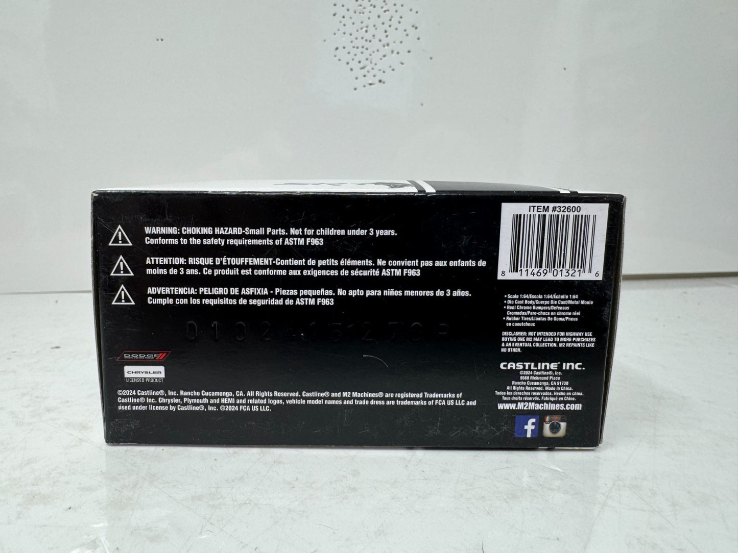 M2 Machines SRT 1966 Chrysler 300F 1:64 Diecast